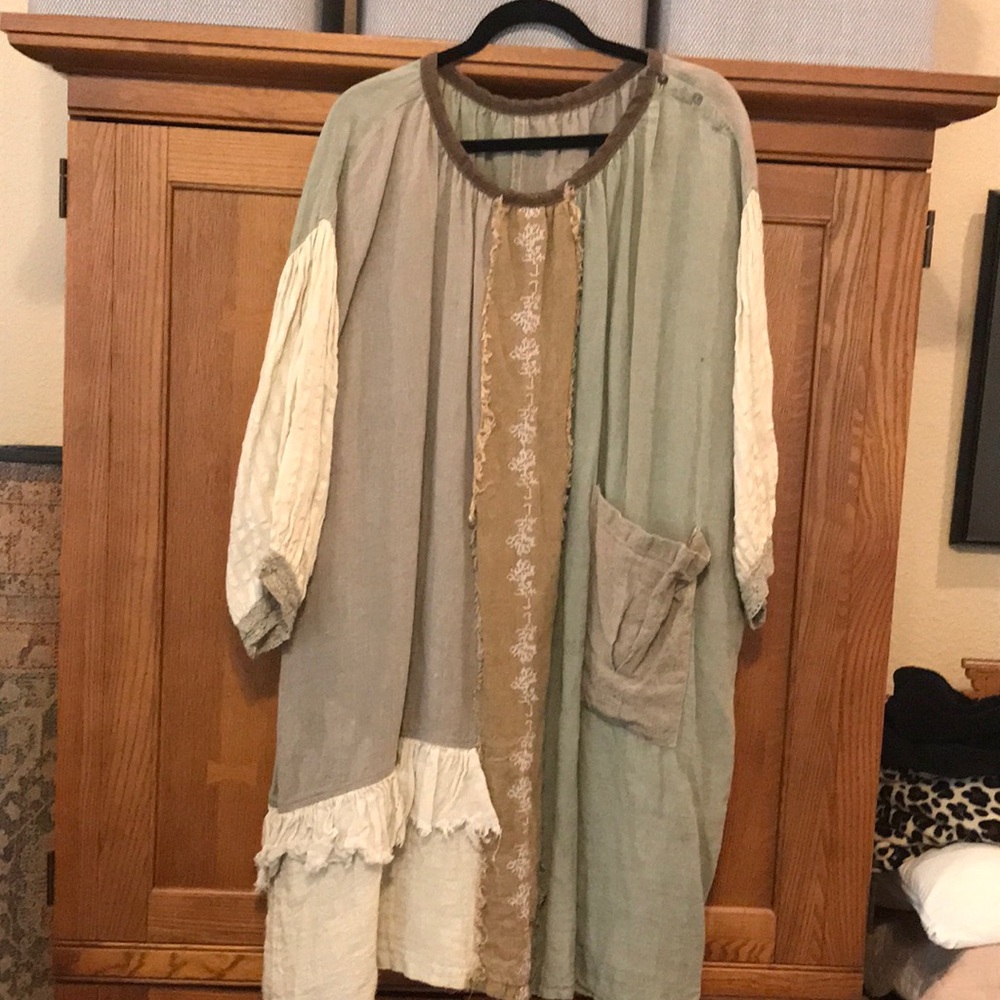 Magnolia Pearl dress, 100% linen, smoke free home. Grey, Sage green, beige, brn
